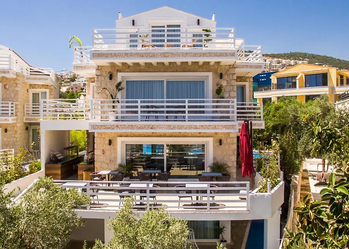 Kalkan Saray Suites Hotel (Adults Only)
