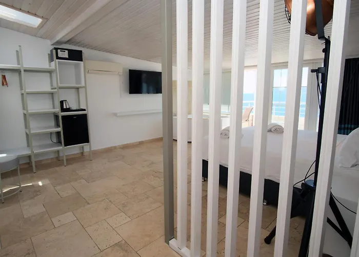 Nur Hotel