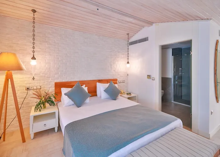 Arnna Hotel